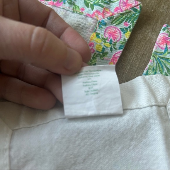 Lilly Pulitzer Fruity  Flamingo Cocktail Napkins Set of 4 - Picture 7 of 7